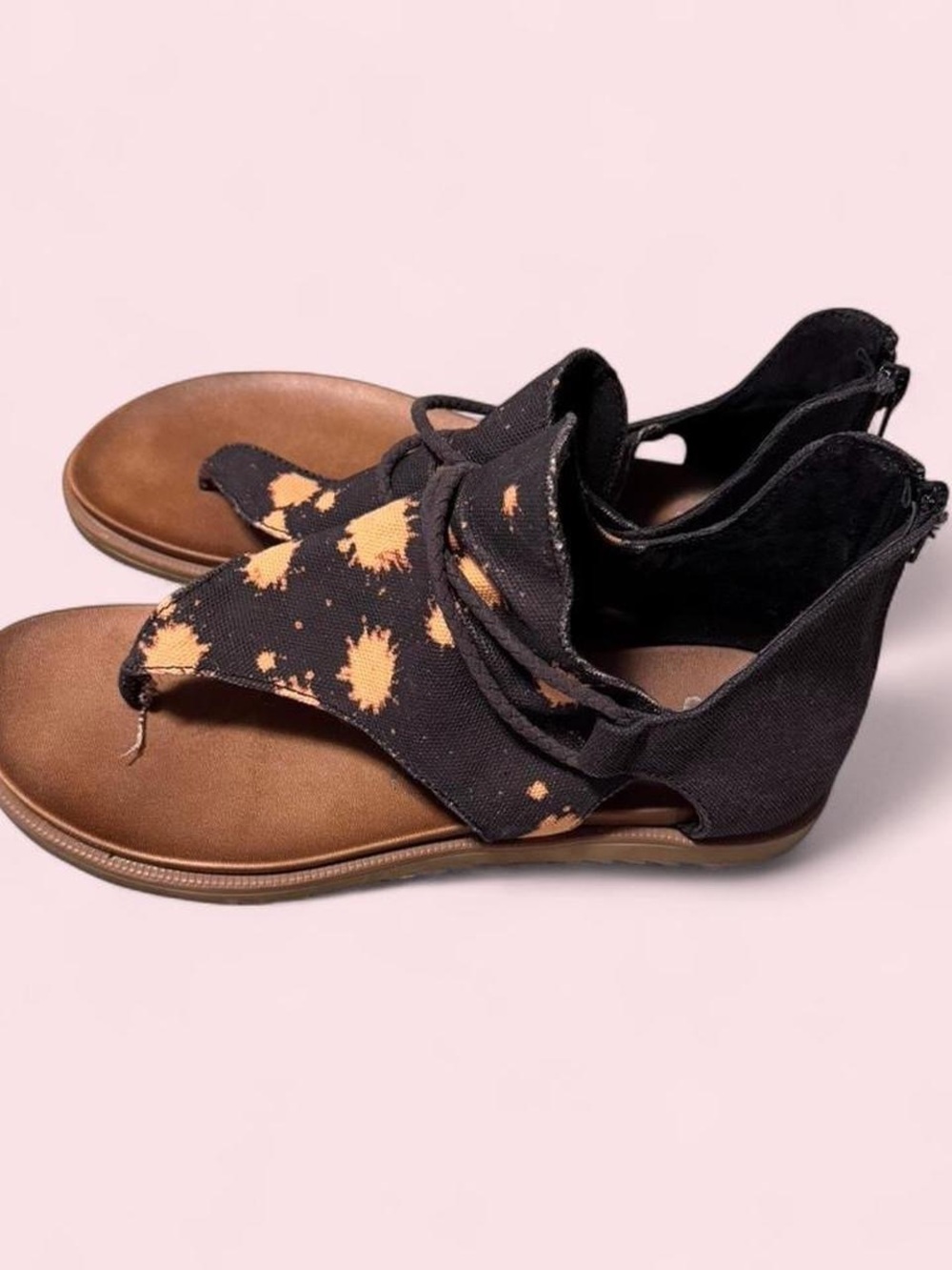 Black & Tan Tie-Up Sandals with Splatter Design - Picture 4 of 7